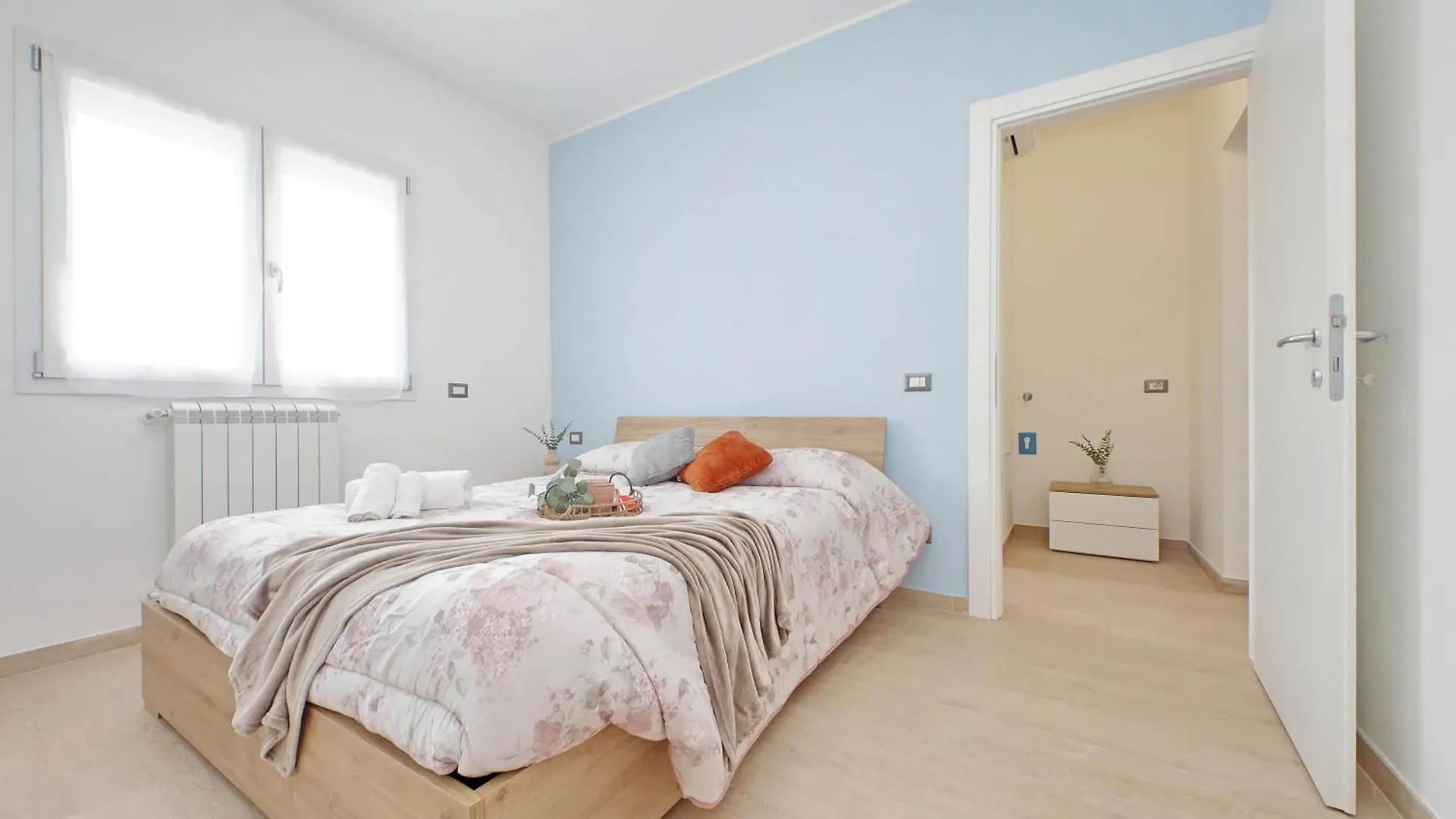 Apartment Andrea Home- Collegato A Roma E Aeroporto Fiumicino Italy