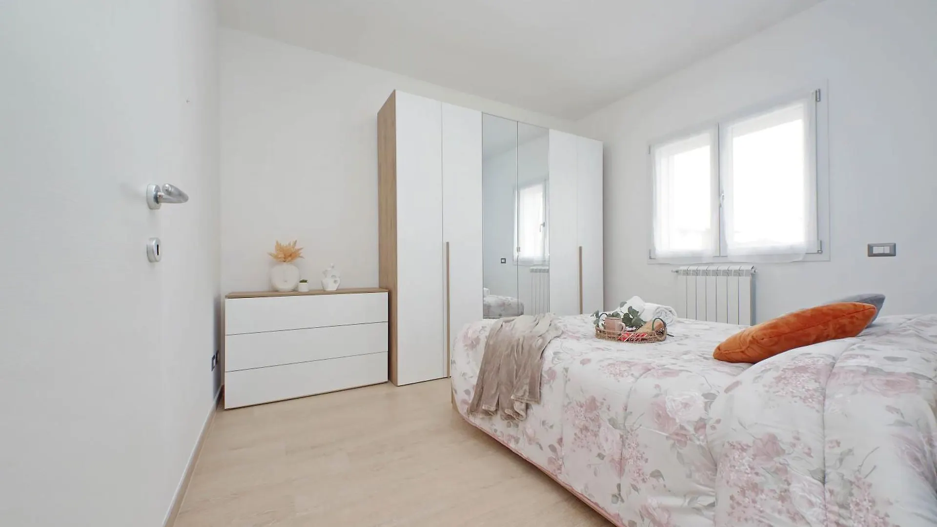Apartment Andrea Home- Collegato A Roma E Aeroporto Fiumicino