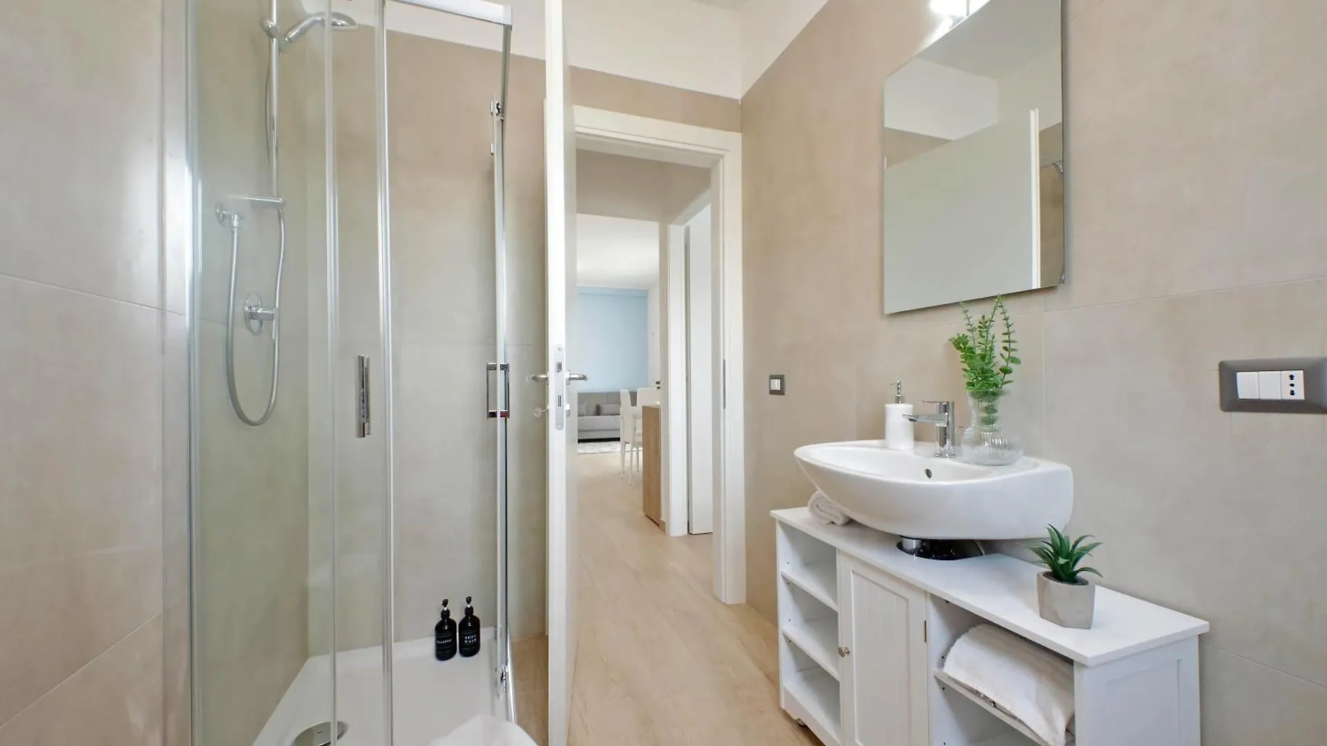 Apartment Andrea Home- Collegato A Roma E Aeroporto Fiumicino