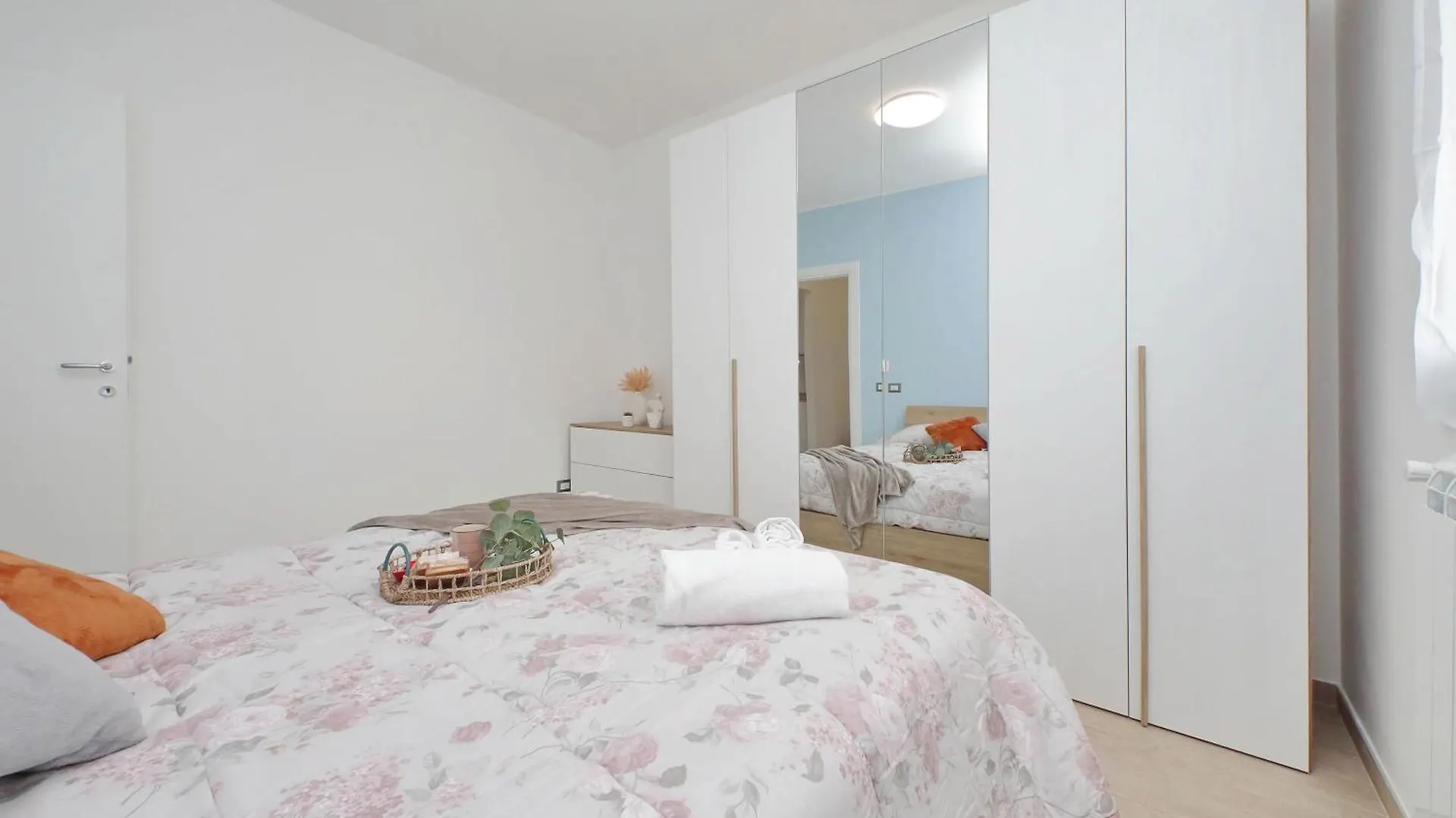 Apartment Andrea Home- Collegato A Roma E Aeroporto Fiumicino